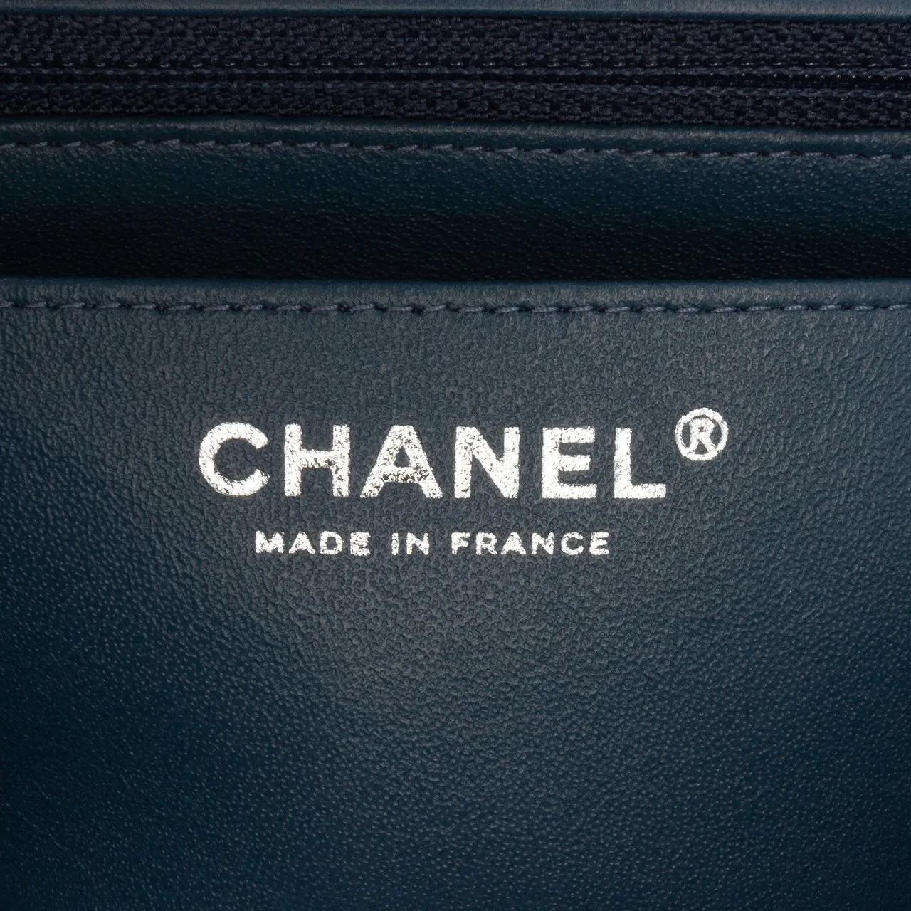 Thumbnail - Chanel Hobo Bags - Mini Rectangular Classic Lambskin Single Flap - Gr. unisize - in Blau - für Damen