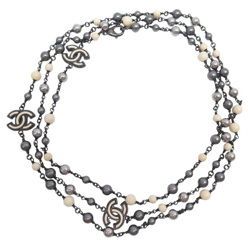 Chanel Mittellange Halskette CHANEL HALSKETTE PERLEN SAUTOIR CC LOGO 160CM SCHW silber