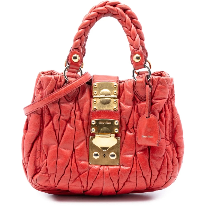 Miu Miu Schultertasche Matelasse Lux Lambskin Bauletto Aperto Satchel rot