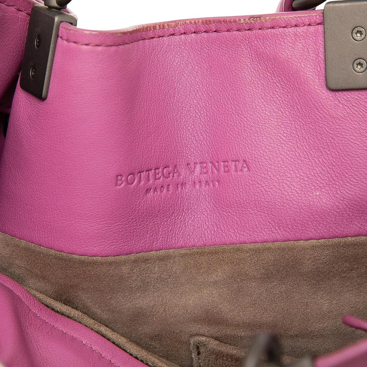 Thumbnail - Bottega Veneta Hobo Bags - Nappa Intrecciato Bucket Bag - Gr. unisize - in Gold - für Damen
