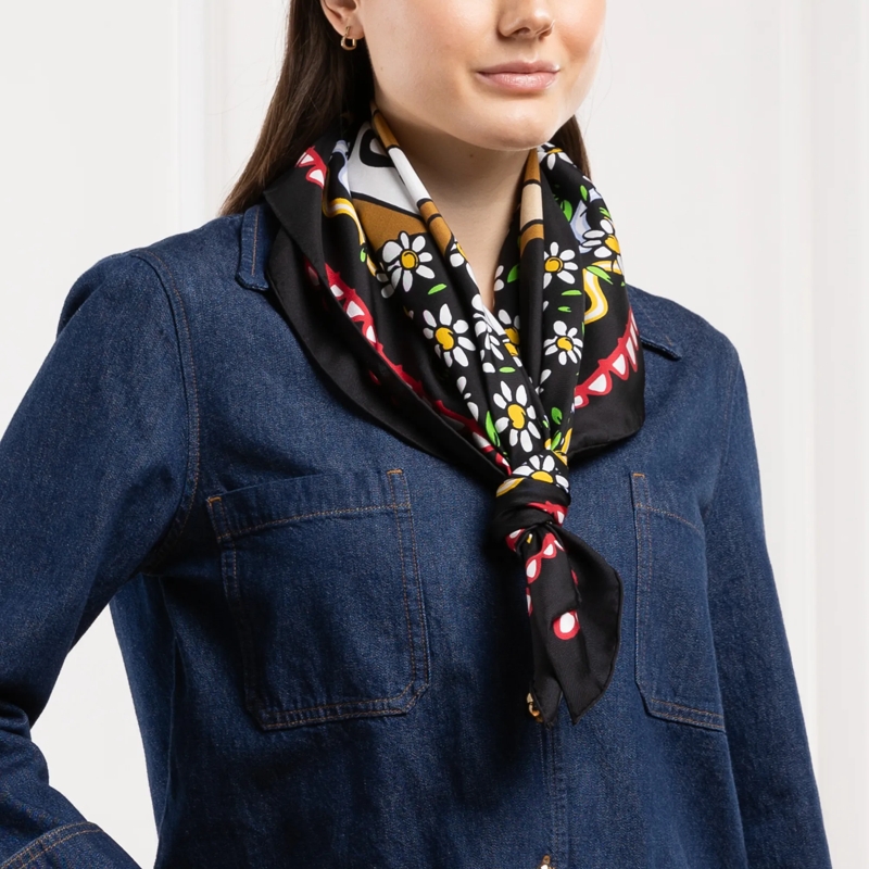Moschino Leichter Schal 100% Silk Twill H. Prt. Square Moschino Multicolored(Image 2)