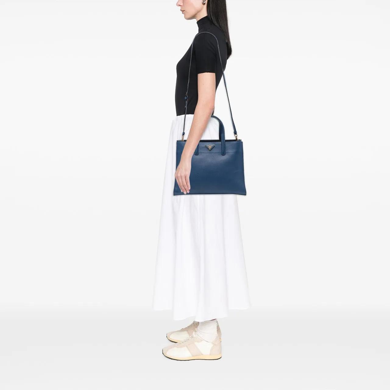 Thumbnail - Prada Hobo Bags - Saffiano Soft Triple Pocket Tote - Gr. unisize - in Blau - für Damen