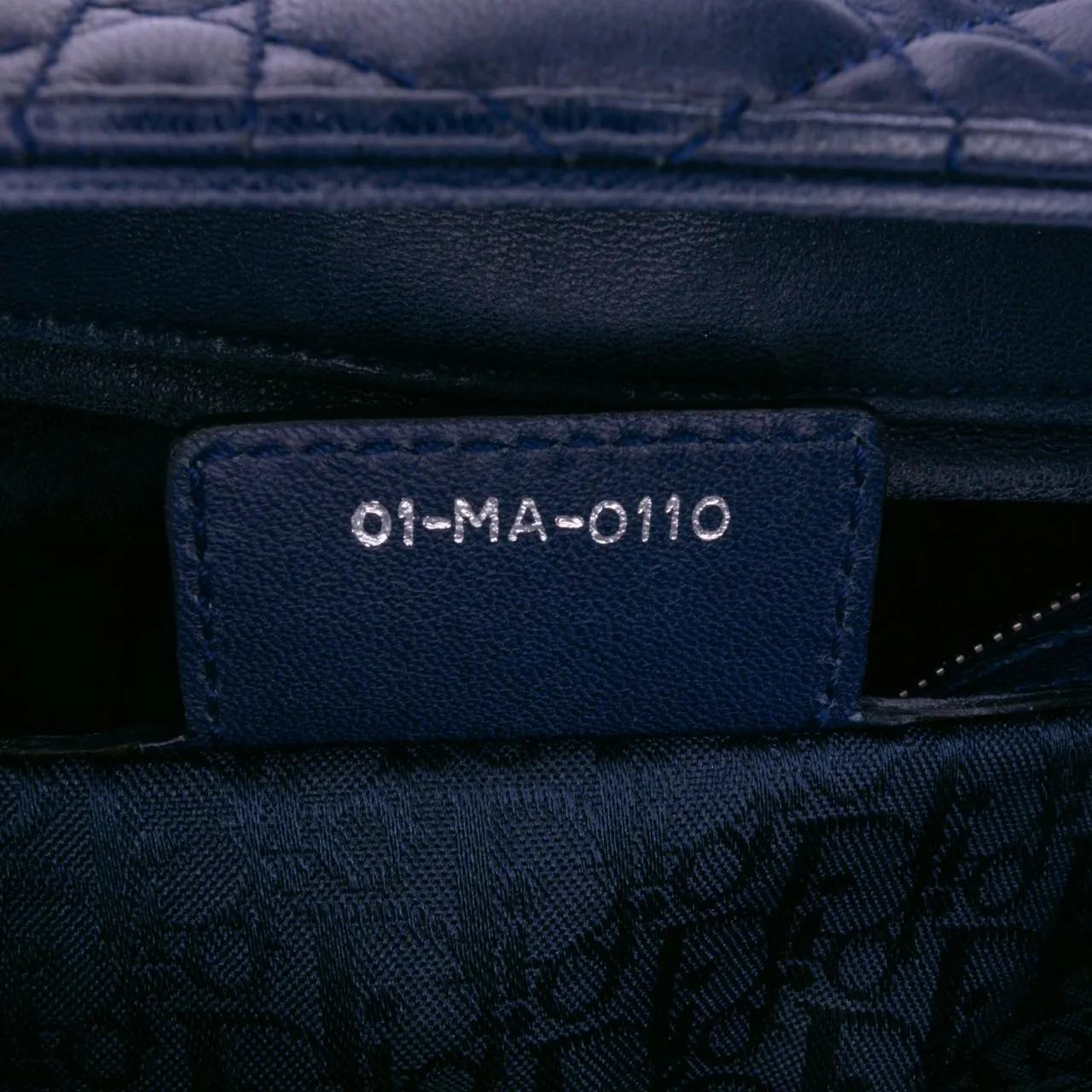 Thumbnail - Christian Dior Hobo Bags - Large Lambskin Cannage Lady Dior - Gr. unisize - in Blau - für Damen