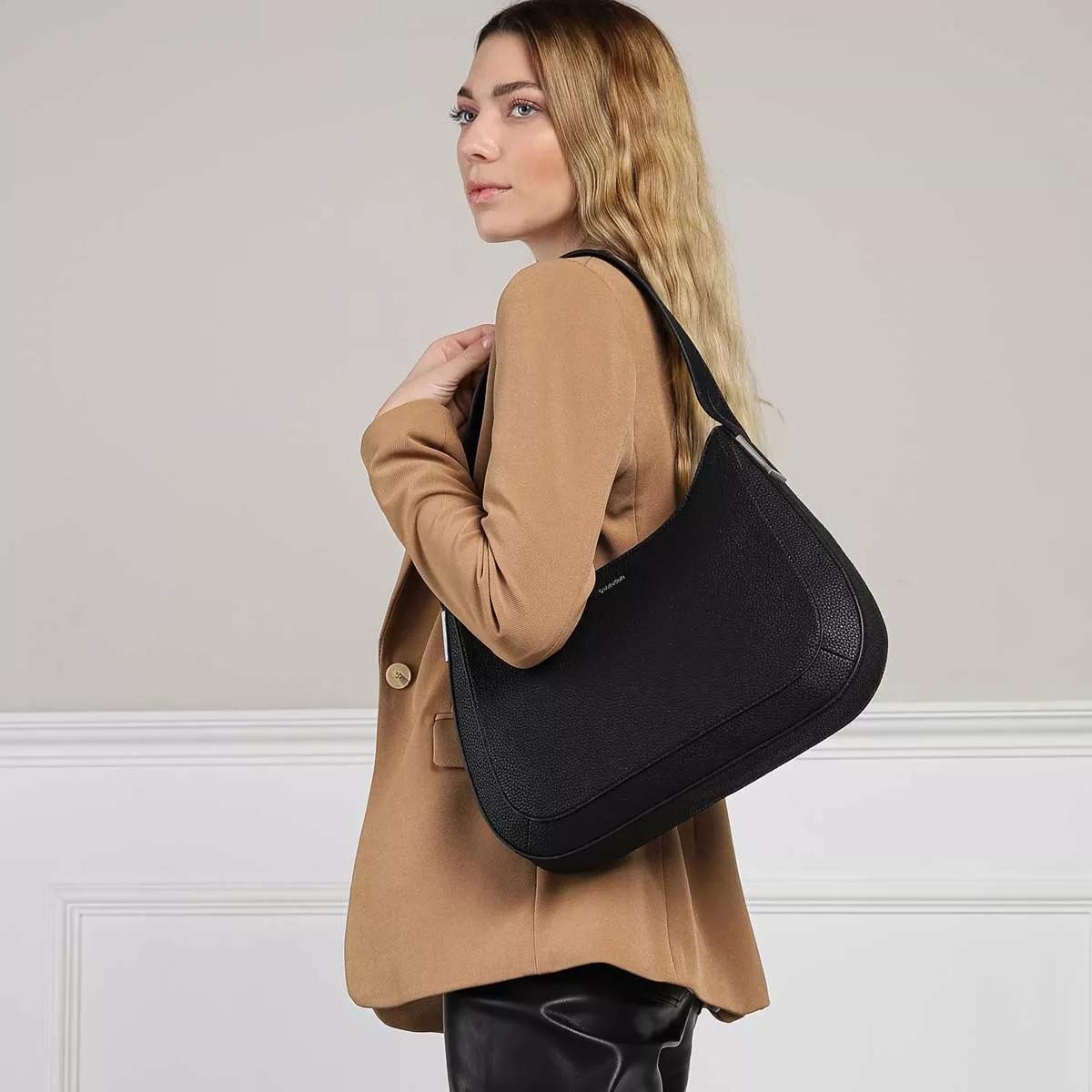 Calvin Klein Ck Must Shoulder Bag Medium Jq Ck Black, Hobo Bag