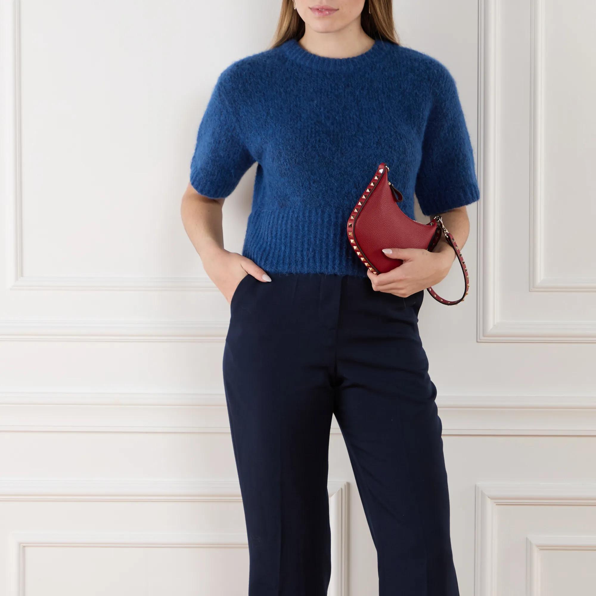 Valentino Garavani Crossbody bags Woman Shoulder Bag in rood