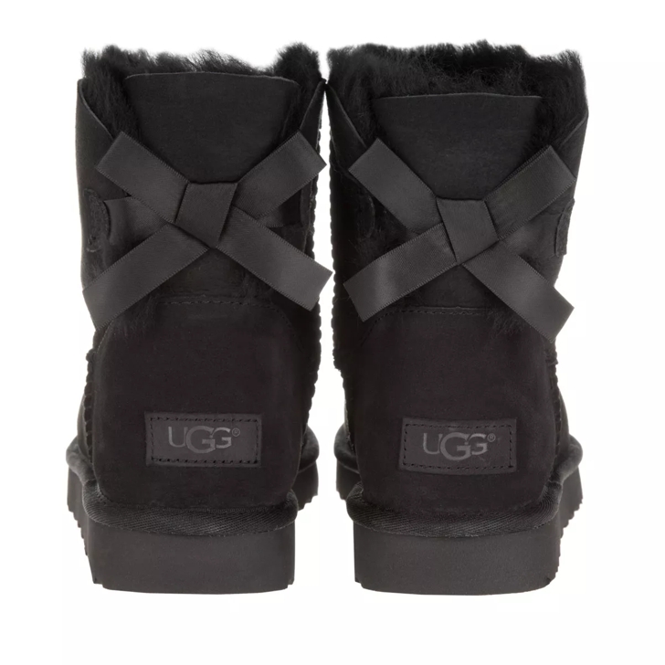 Black ugg boots clearance with bows