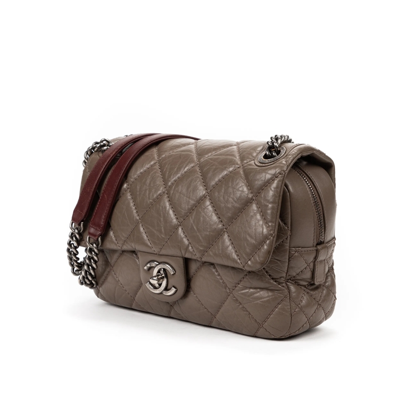 Chanel Crossbody Bag Medium Timeless Medium grau