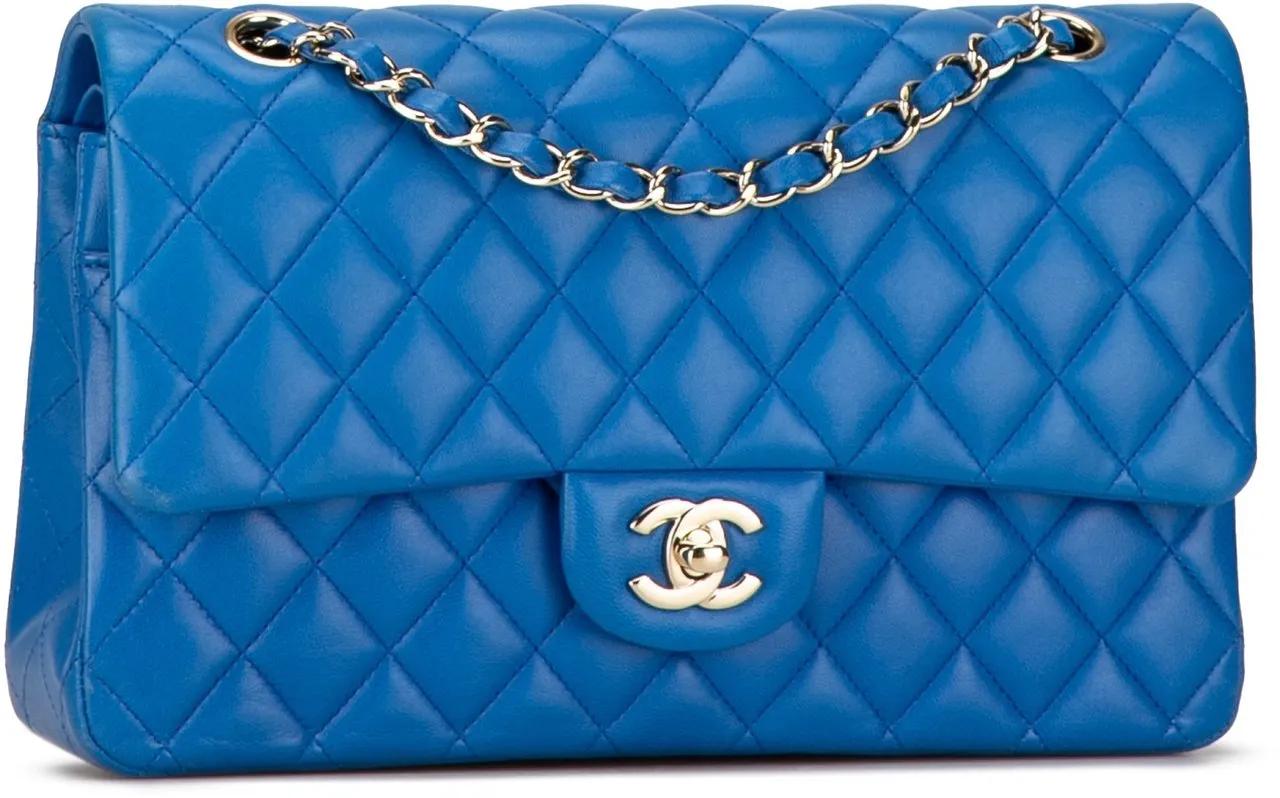 Chanel Hobo bags 2015-2016 Medium Classic Lambskin Double Flap in blauw