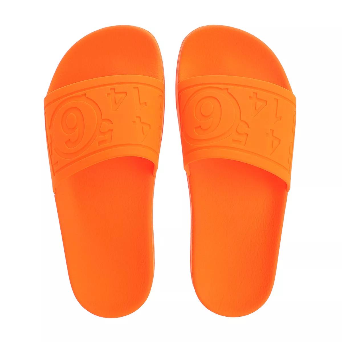 mm6 maison margiela slippers & mules, slipper en orange - pour dames