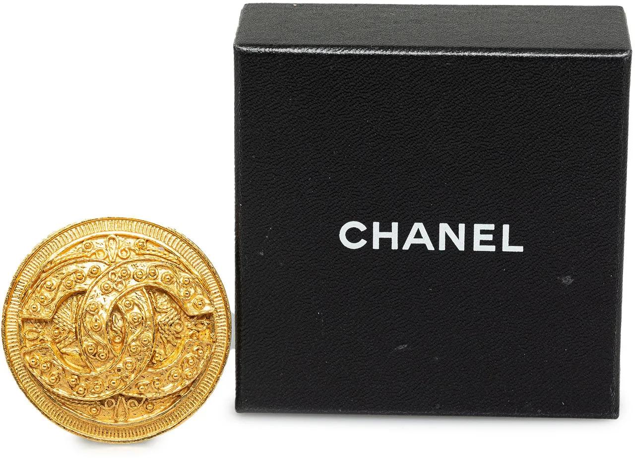Thumbnail - Chanel Halskette - CC Round Brooch - Gr. unisize - in Gold - für Damen