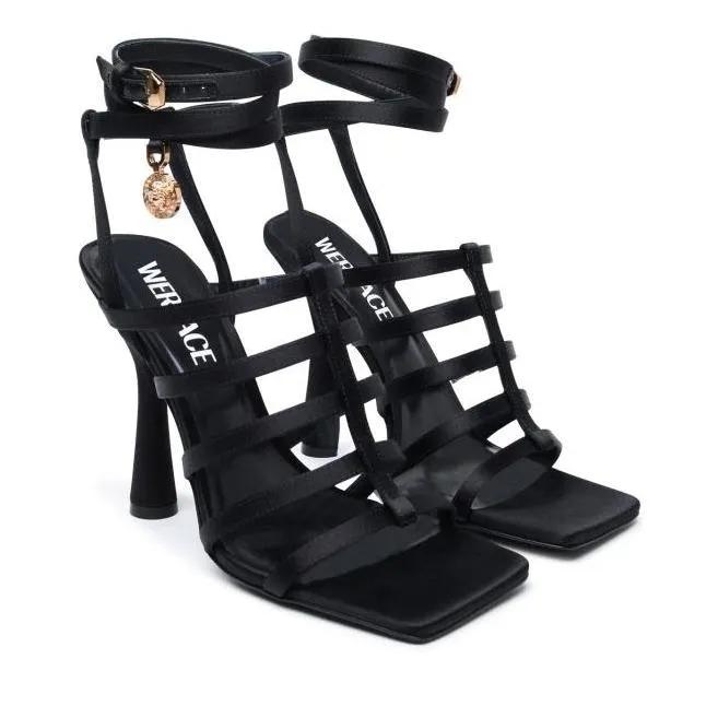 Versace Sandalen & Sandaletten - Black Satin Sandals - Gr. 37 (EU) - in Schwarz - für Damen