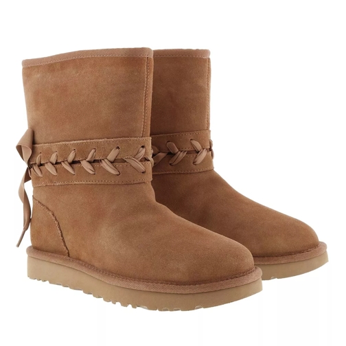 UGG Classic Boot Lace Short Chestnut Winterstiefel