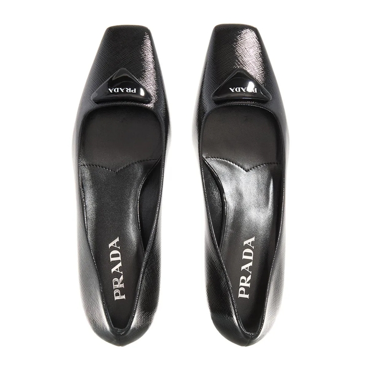 Prada Saffiano Leather Pumps Nero Pump