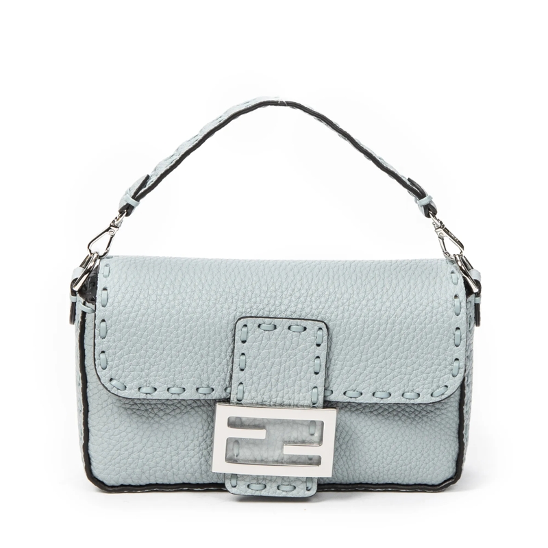 Fendi Crossbody Bag Mini Baguette Crossbody hell-blau