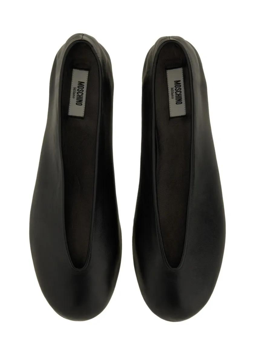 Thumbnail - "Duck" Dancer Black Leather Flats - Gr. 39 (EU) - in Schwarz