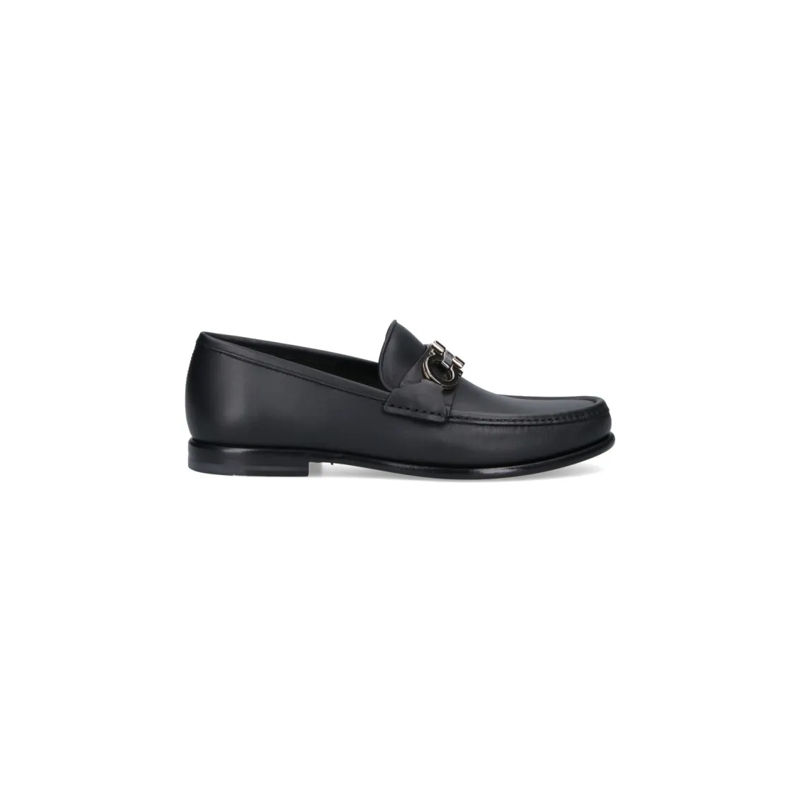 Salvatore Ferragamo Mocassin Moccasins With Reversible Silver And Gold Hardware Black