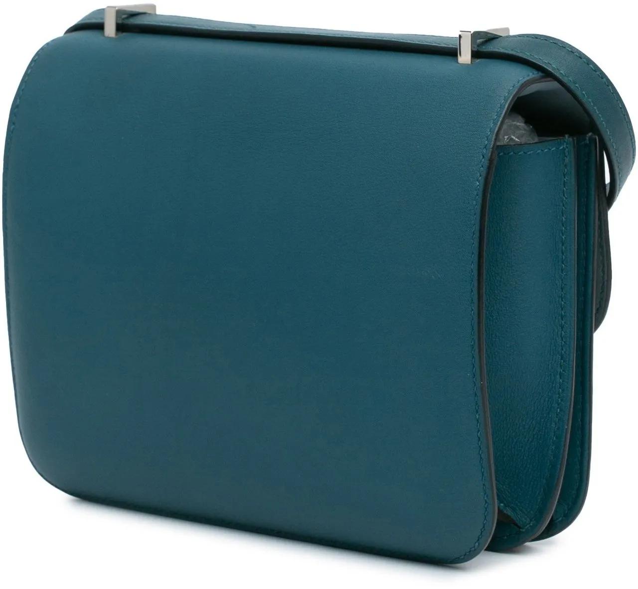 Hermès Hobo bags 2021 Mini Swift Constance 18 in blauw