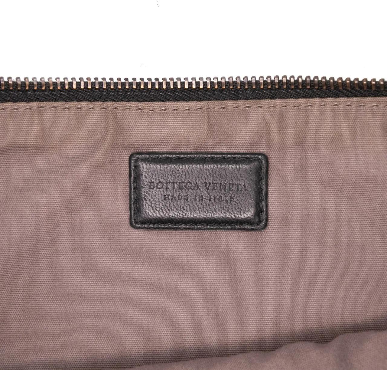 Thumbnail - Bottega Veneta Clutches - Large Nappa Intrecciato Flat Zip Biletto Pouch - Gr. unisize - in Schwarz - für Damen