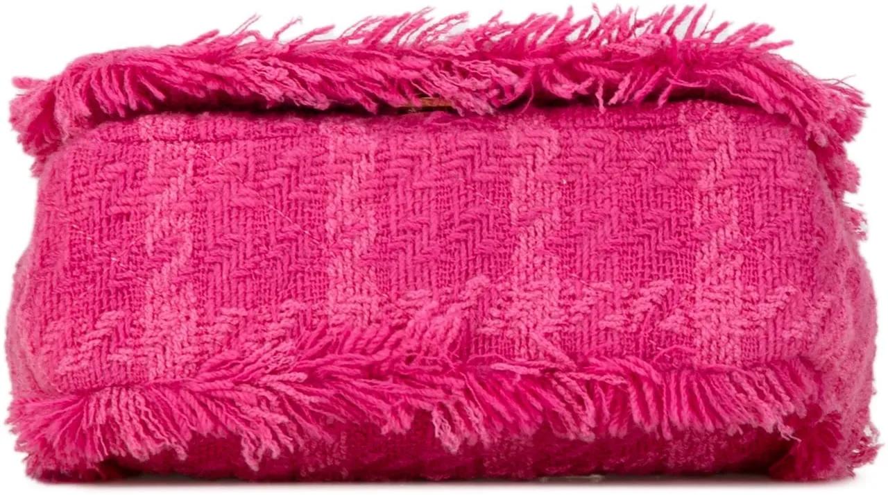 Chanel Hobo bags Wool Tweed Giant Logo Flap in poeder roze