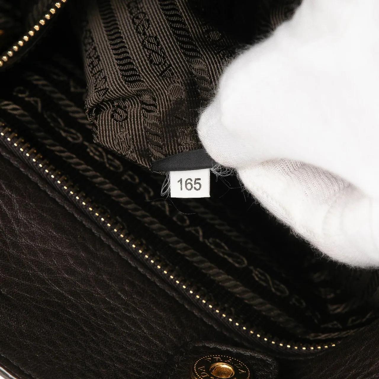 Thumbnail - Prada Hobo Bags - Vitello Daino Open Convertible Tote - Gr. unisize - in Braun - für Damen