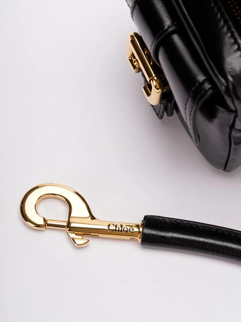 Chloé Hobo bags Camera Bag in zwart