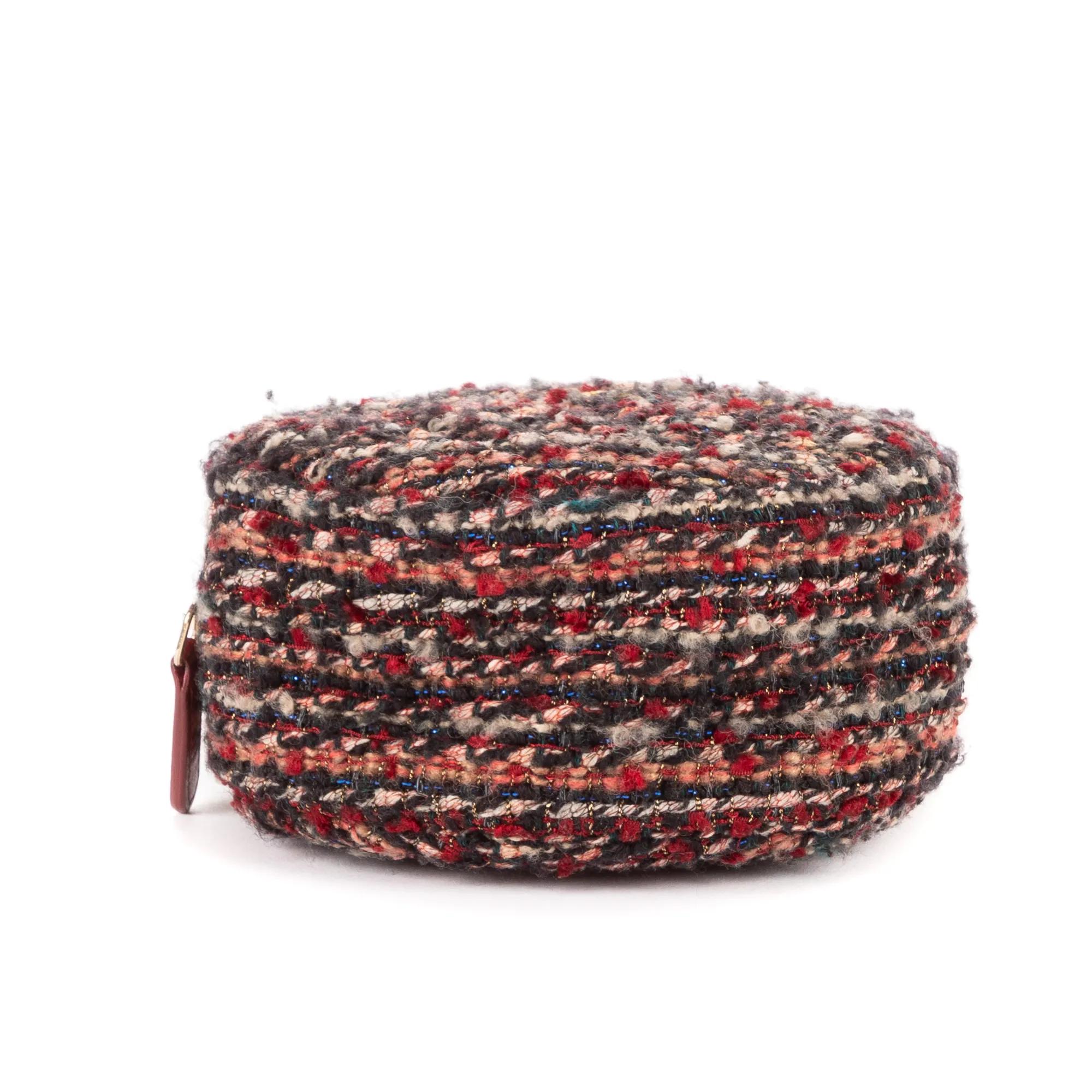 Thumbnail - Chanel Crossbody Bags - Ltd. Ed. 19 Round Pouch Crossbody - Gr. unisize - in Braun - für Damen