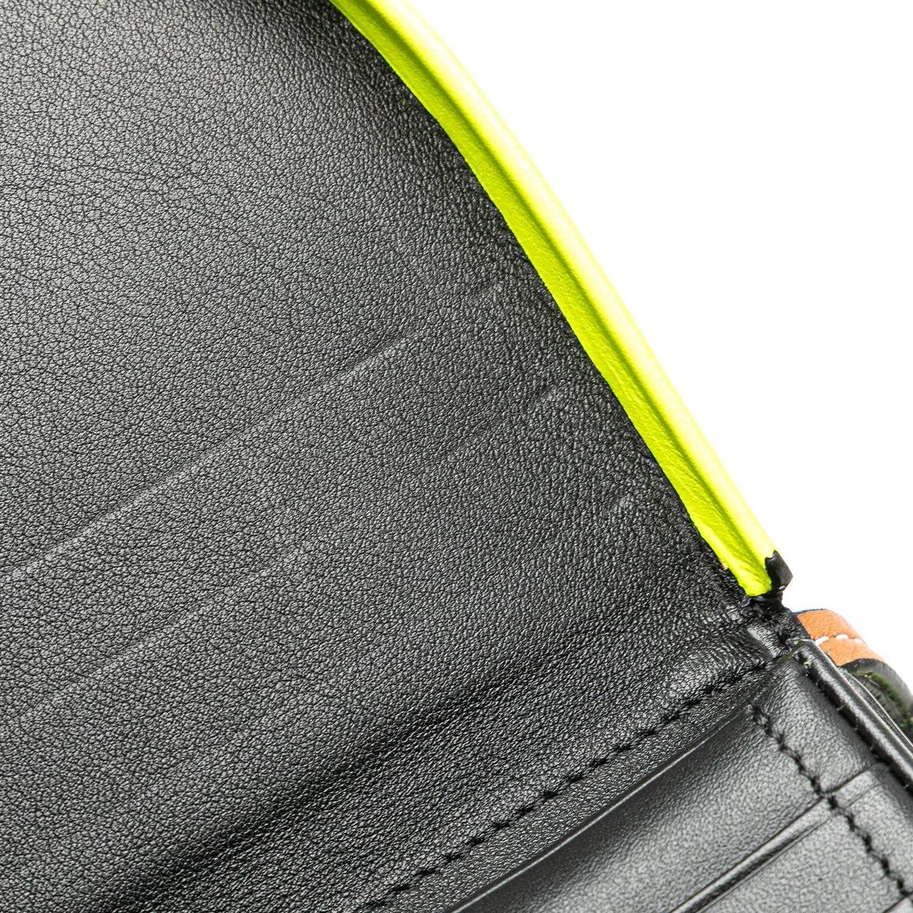 Thumbnail - Loewe Hobo Bags - Small Smooth Calfskin Smiley Heel Crossbody - Gr. unisize - in Gelb - für Damen