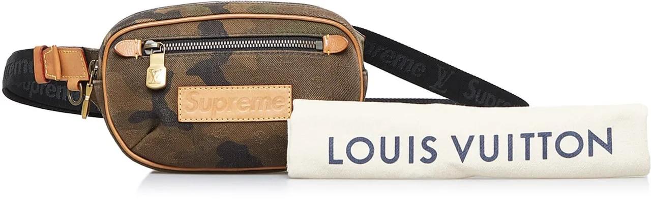 Louis Vuitton Heuptassen Supreme Camouflage Bum Bag PM in bruin