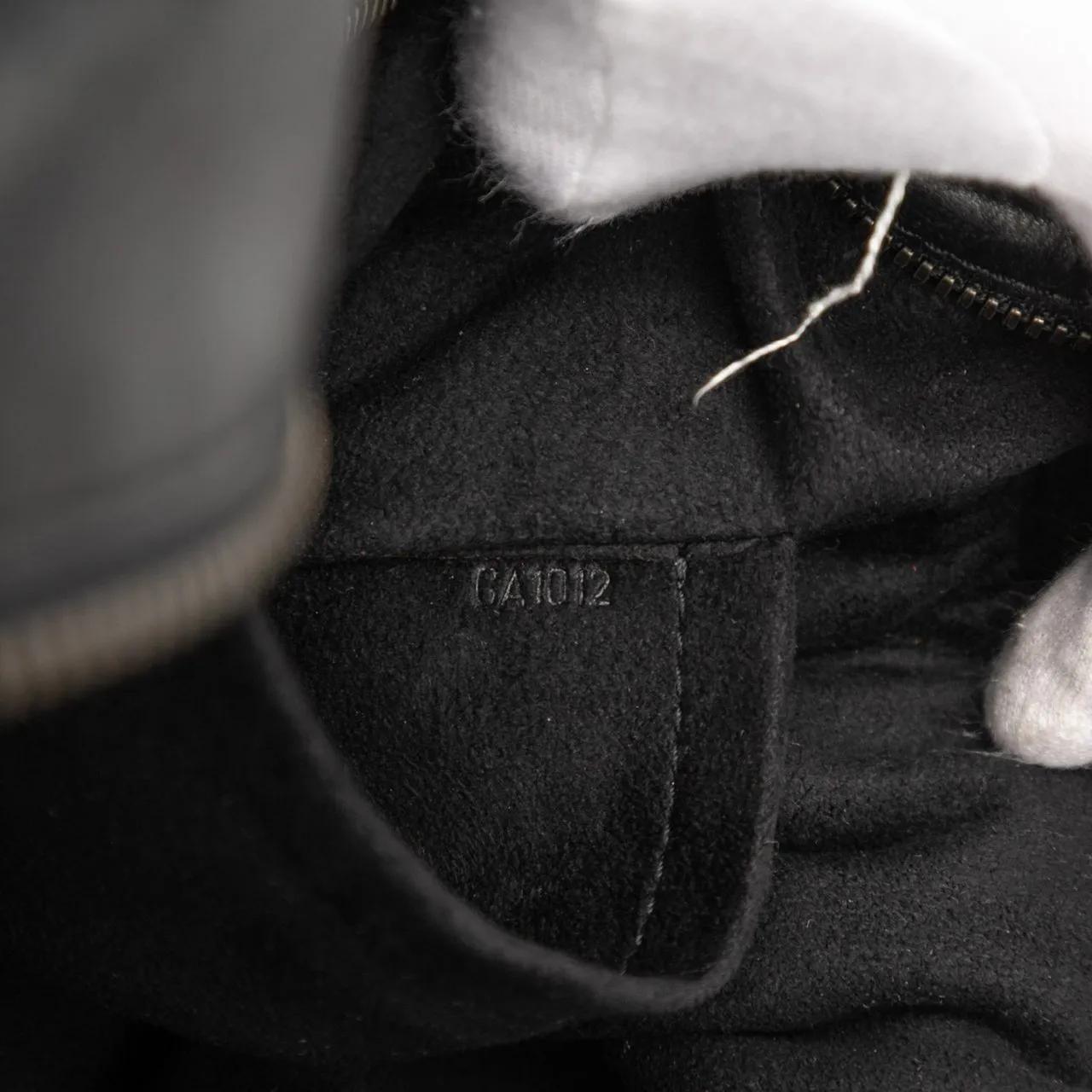 Thumbnail - Louis Vuitton Hobo Bags - Monogram Laser Clarkson - Gr. unisize - in Schwarz - für Damen