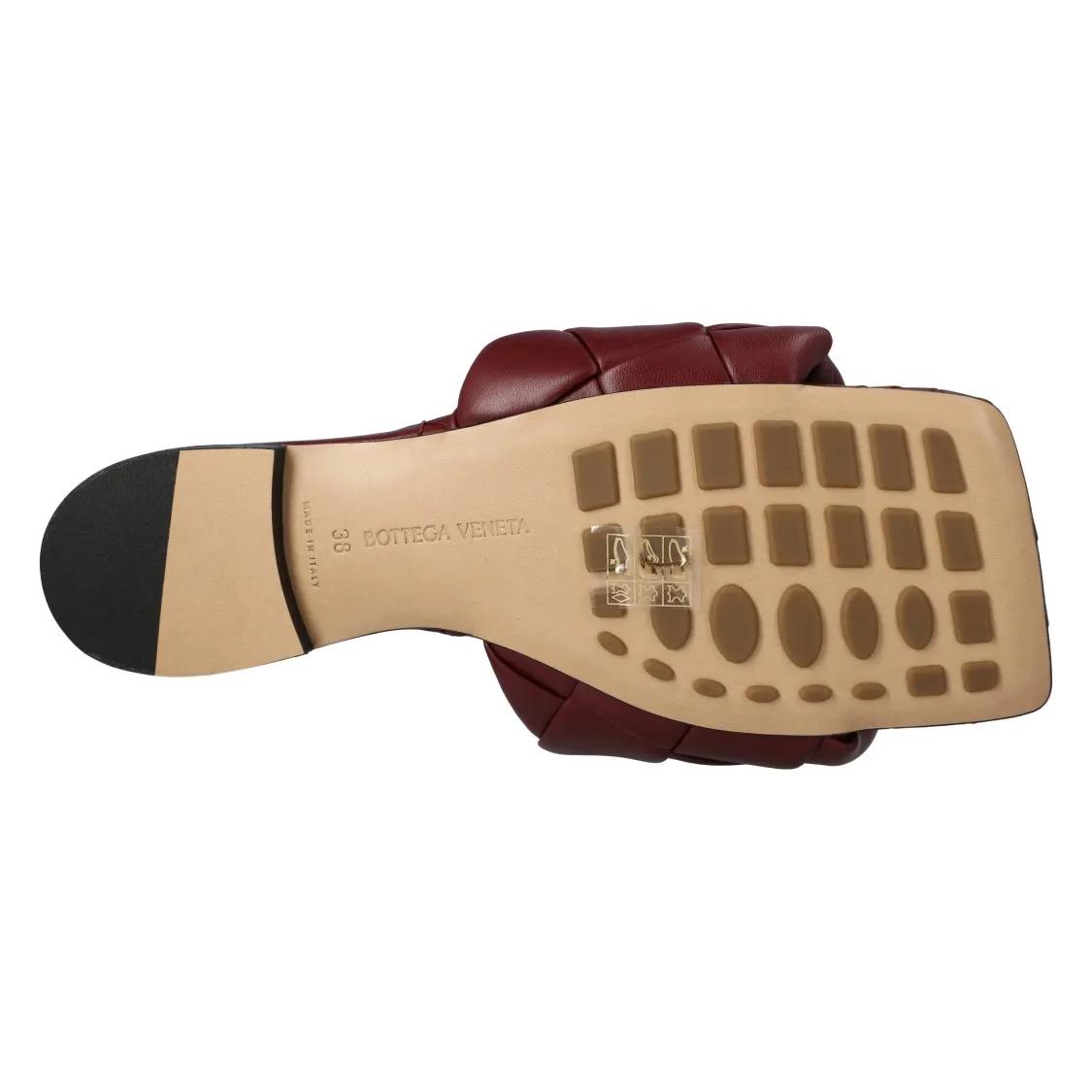 Thumbnail - Bottega Veneta Sandalen - Lido Flat Sandal Red - Gr. 36,5 (EU) - in Rot - für Damen