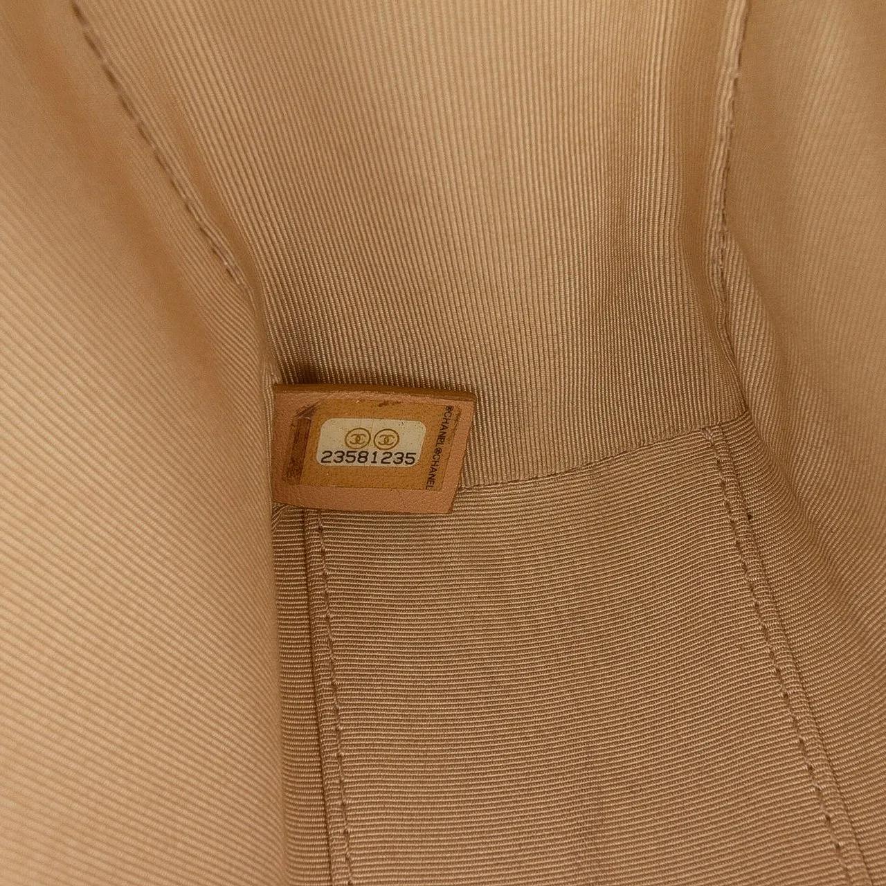 Thumbnail - Chanel Hobo Bags - Medium Quilted Calfskin Label Click Flap - Gr. unisize - in Braun - für Damen