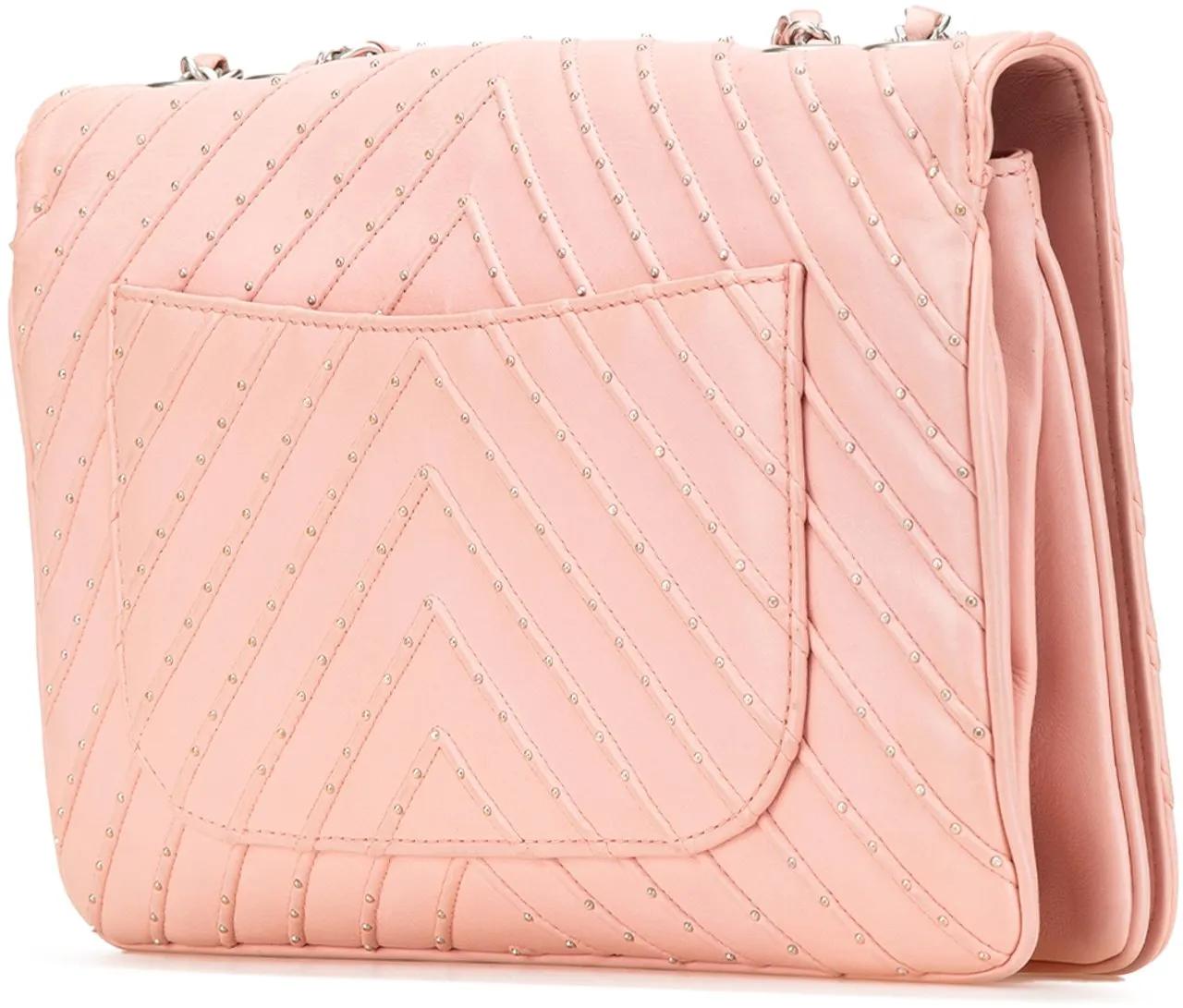 Thumbnail - Chanel Hobo Bags - Chevron Calfskin Studded Full Flap - Gr. unisize - in Gold - für Damen