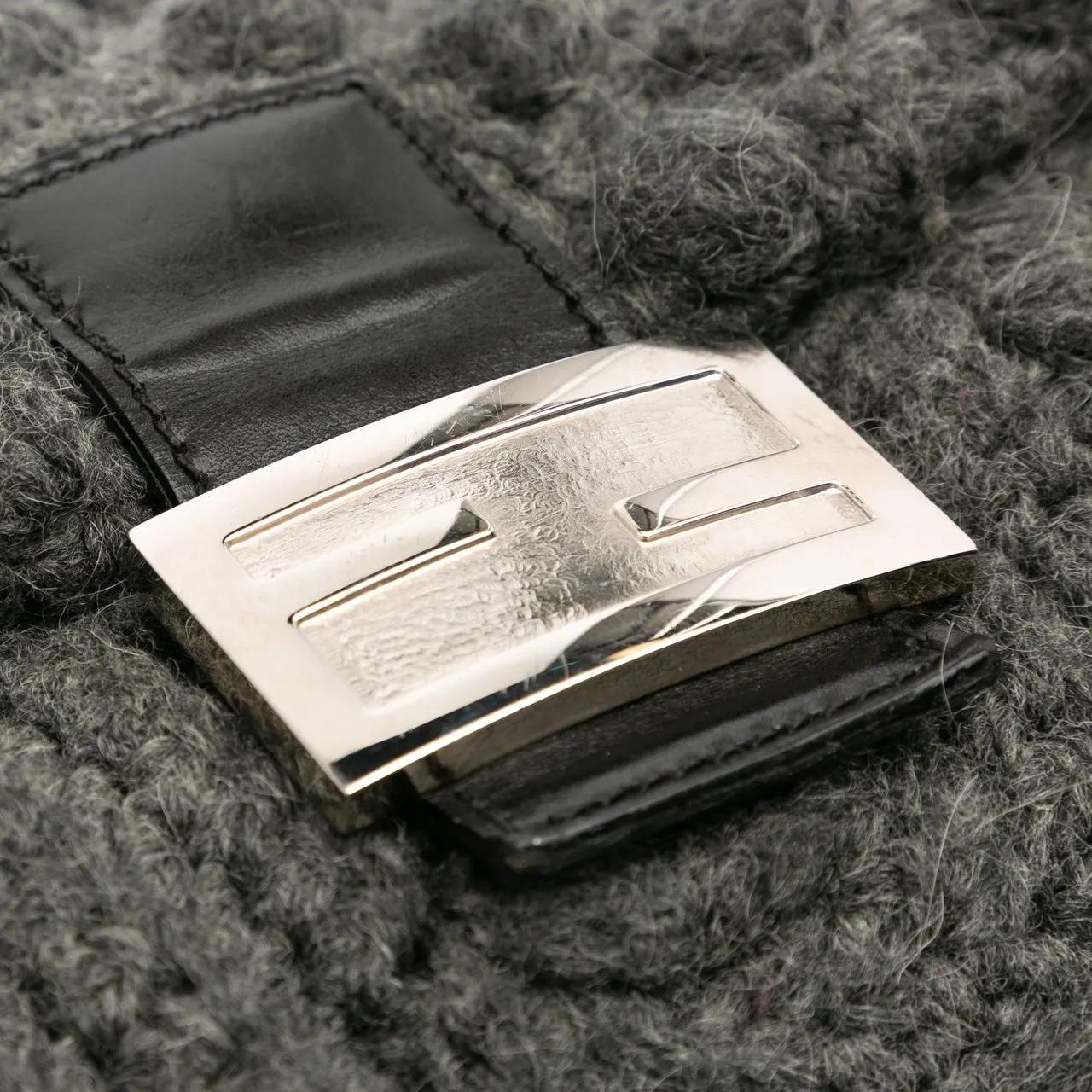 Thumbnail - Fendi Hobo Bags - Crochet Wool Mamma Forever - Gr. unisize - in Grau - für Damen