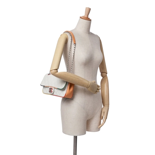 Chanel Sac à bandoulière 2016-2017 Medium Quilted Lambskin Plexiglass Cuba  weiß (Image 10)