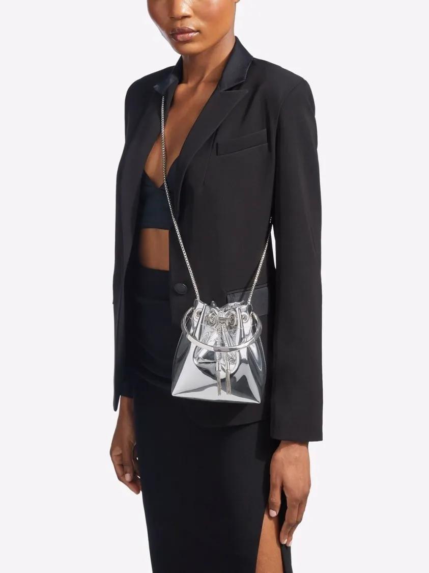 Thumbnail - Jimmy Choo Beuteltaschen - Silver Drawstring Bag With Circular Handle - Gr. unisize - in Silber - für Damen