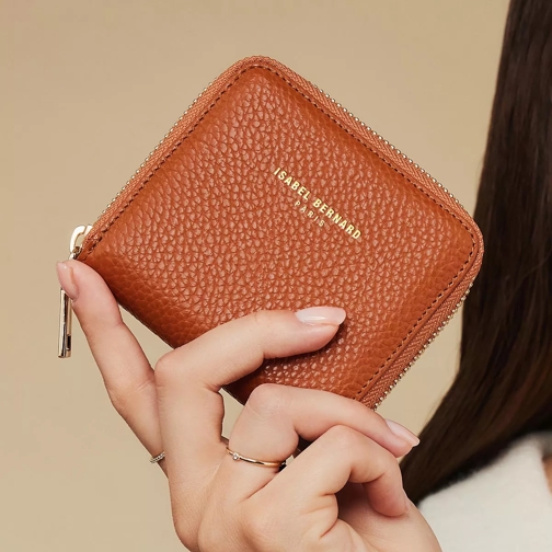 Isabel Bernard Honoré Jules Cognac Calfskin Leather Zipper Wallet Portemonnaie mit Zip-Around-Reißverschluss