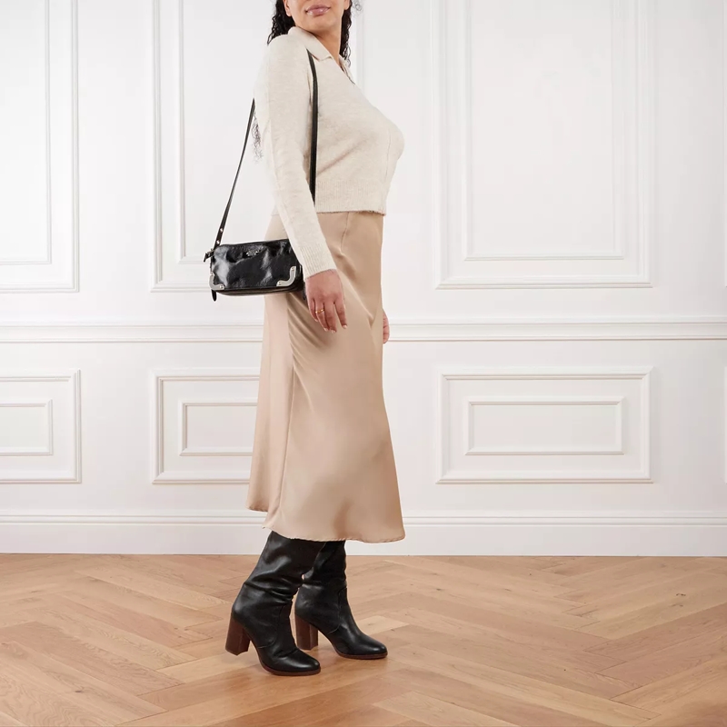 Moschino Crossbody Bag Metal Corner Shoulder Bag Fantasy Print Black(Image 2)