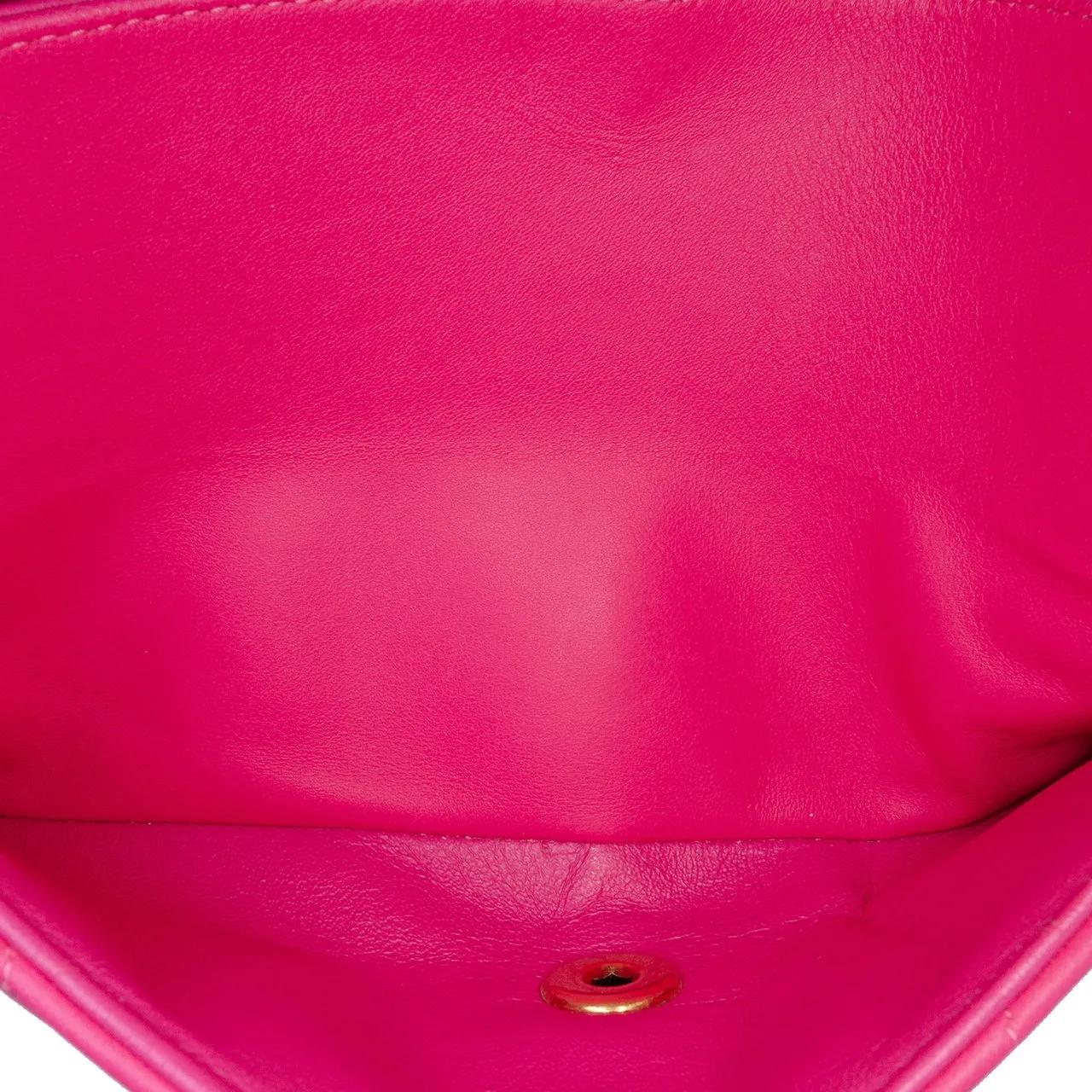 Thumbnail - Chanel Hobo Bags - Medium Classic Chevron Lambskin Double Flap - Gr. unisize - in Rosa - für Damen