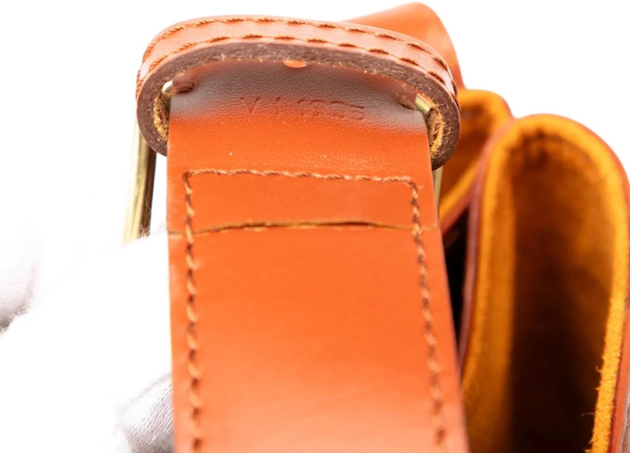 Thumbnail - Louis Vuitton Hobo Bags - Epi Sac D Epaule GM - Gr. unisize - in Braun - für Damen