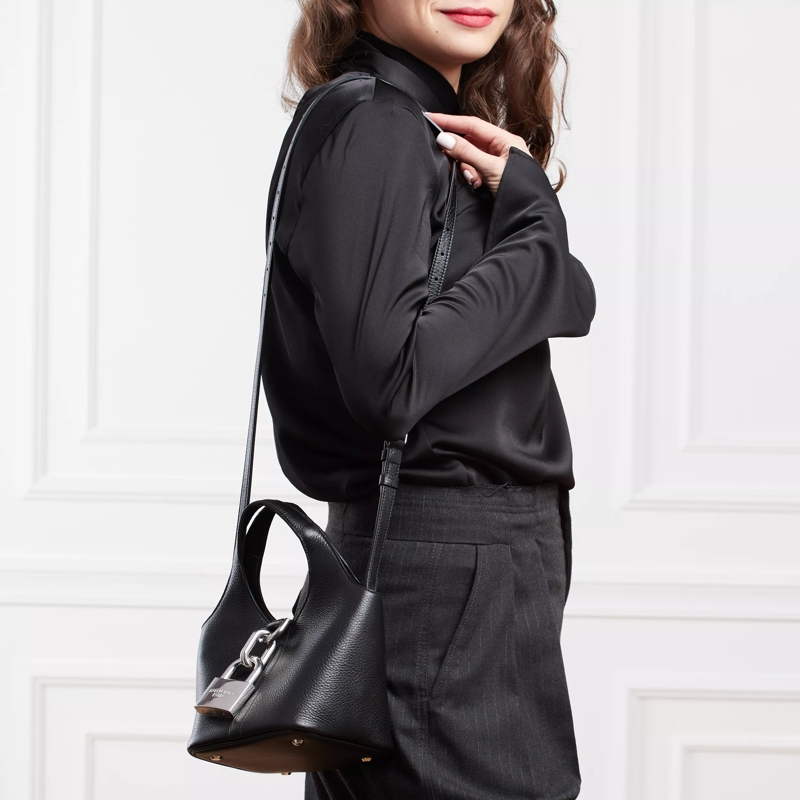 Balenciaga Bucket Bag Locker Handbag Leather Black(Image 3)