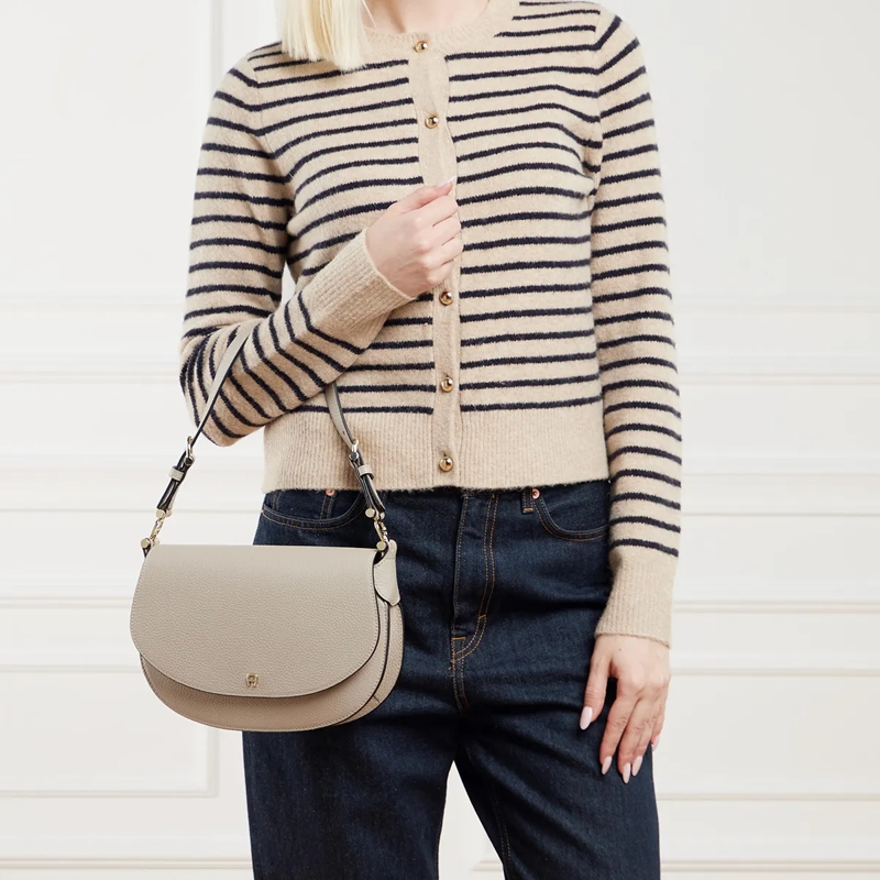 AIGNER Saddle Bag Delia Alpaca Beige(Image 4)