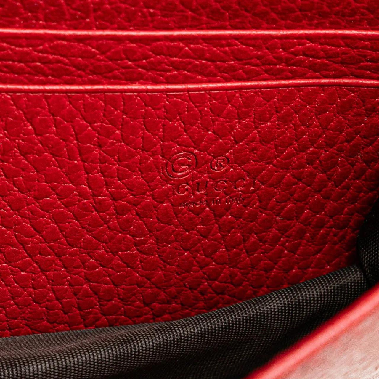 Thumbnail - Gucci Hobo Bags - Leather Interlocking G Dollar Wallet on Chain - Gr. unisize - in Rot - für Damen