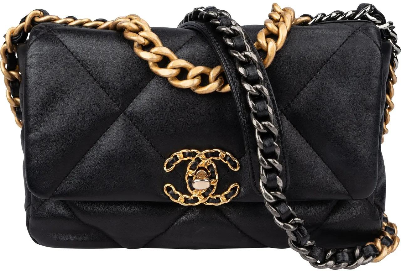 Chanel Crossbody Bags - Chanel 19 Quilted Lambskin Single Flap Crossbody B - Gr. unisize - in Schwarz - für Damen