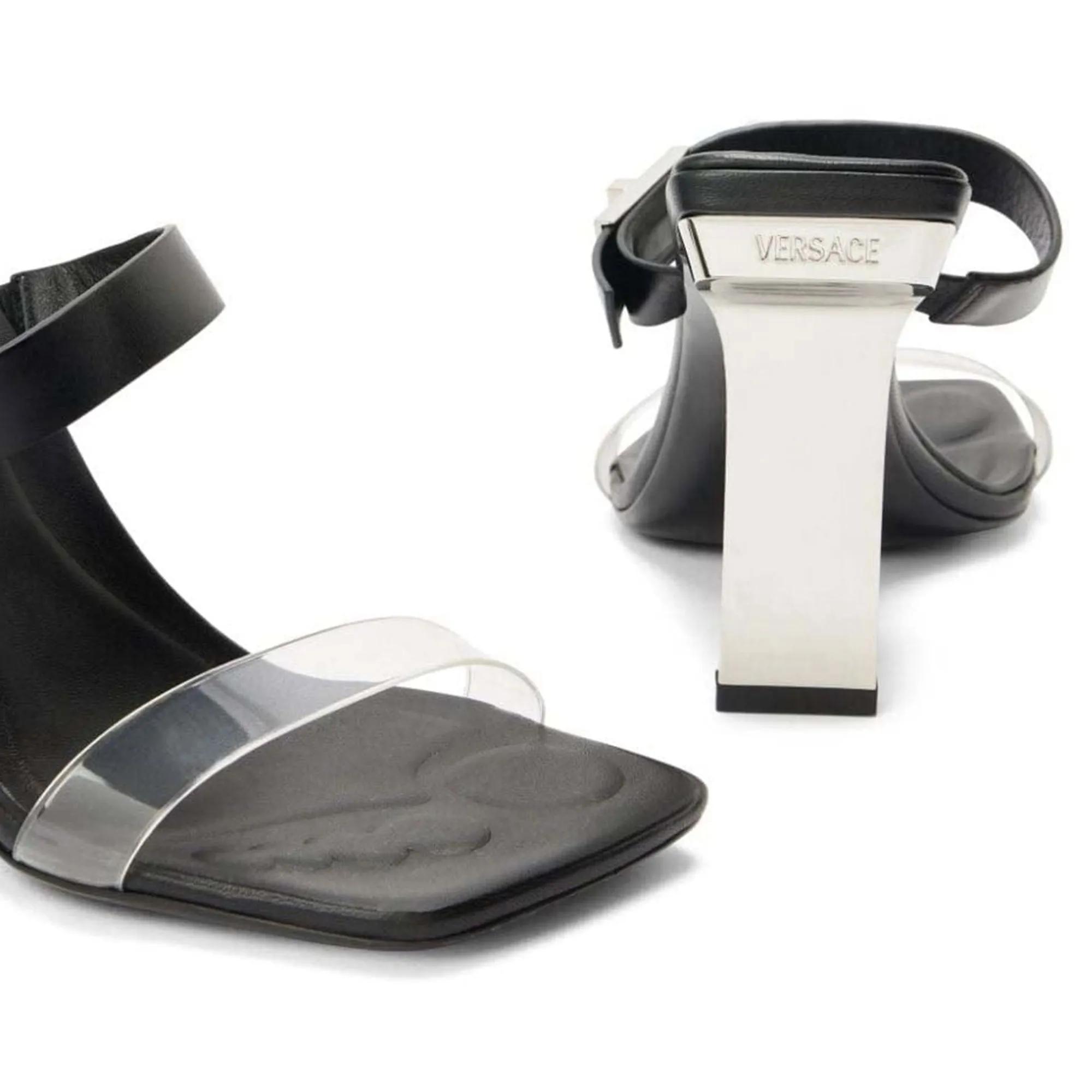 Versace Slippers & Mules Sandals Black in zwart