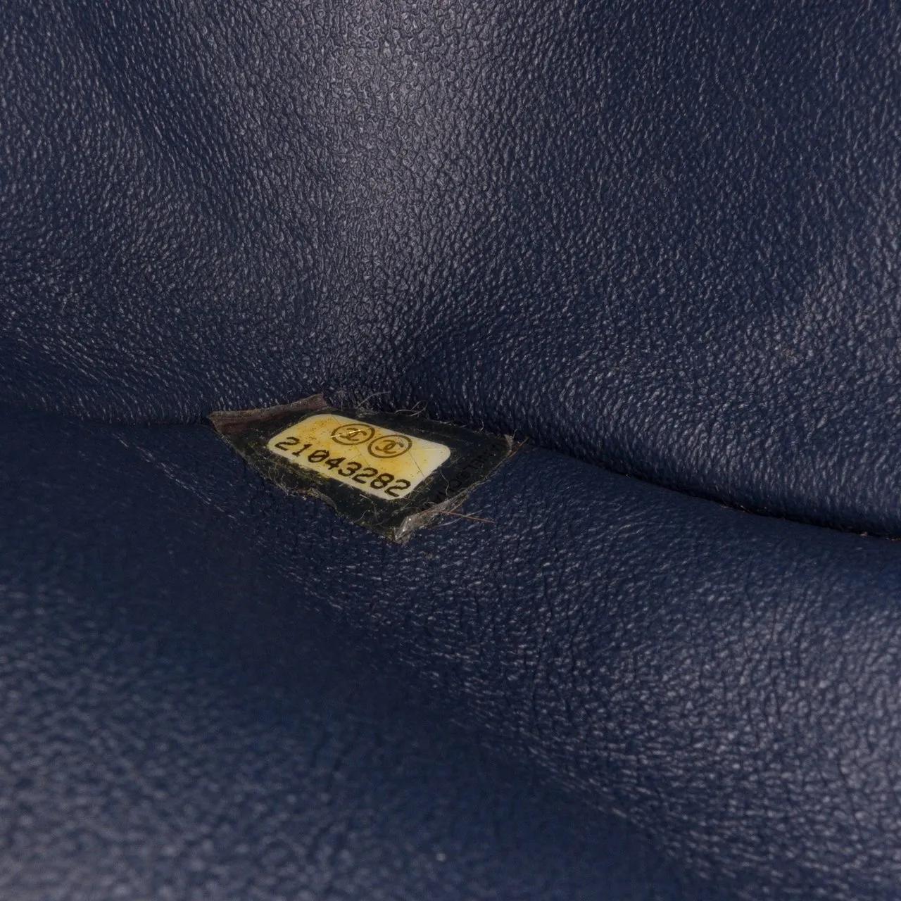 Thumbnail - Chanel Hobo Bags - Jumbo Classic Chevron Patent Double Flap - Gr. unisize - in Blau - für Damen