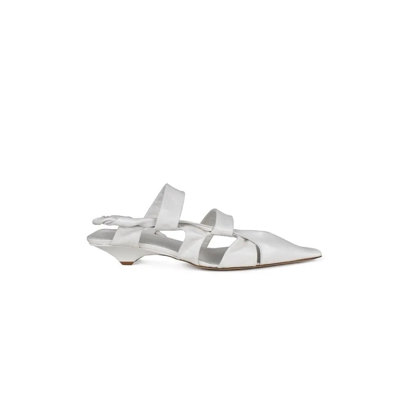 Bottega Veneta Sandalen Pointed-Toe Strappy Sandals With Kitten Heel Grey