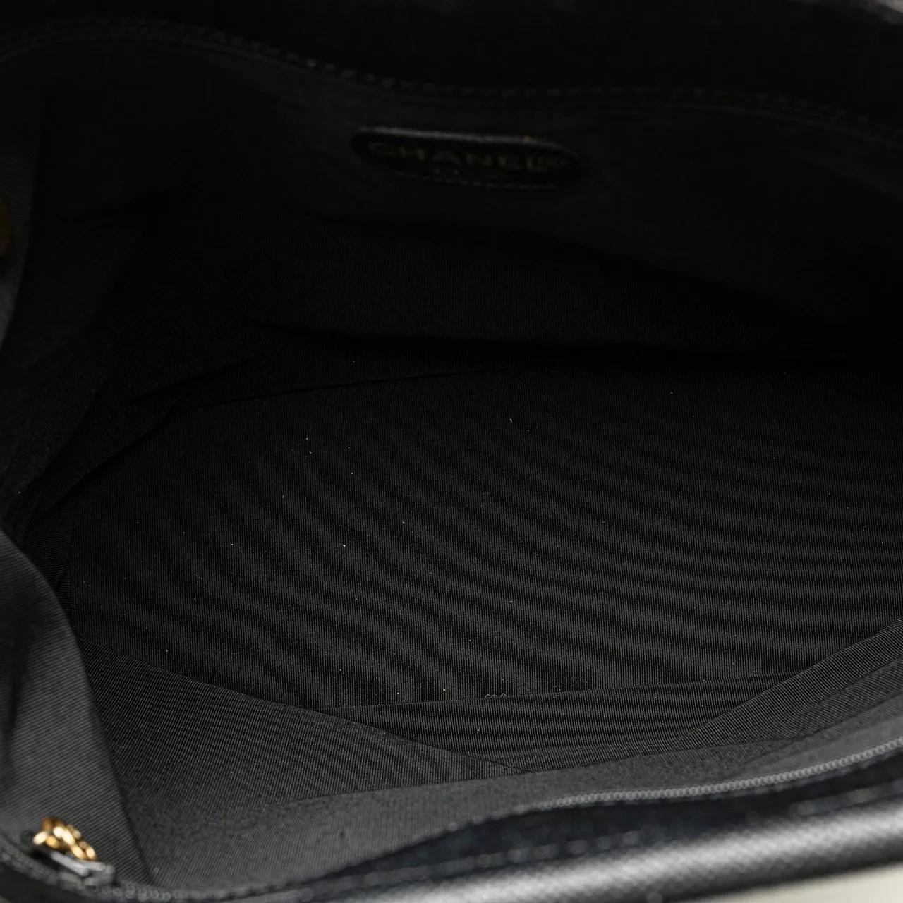 Chanel Shoppers 1997-1999 Caviar Tortoise Top Handle Tote in zwart