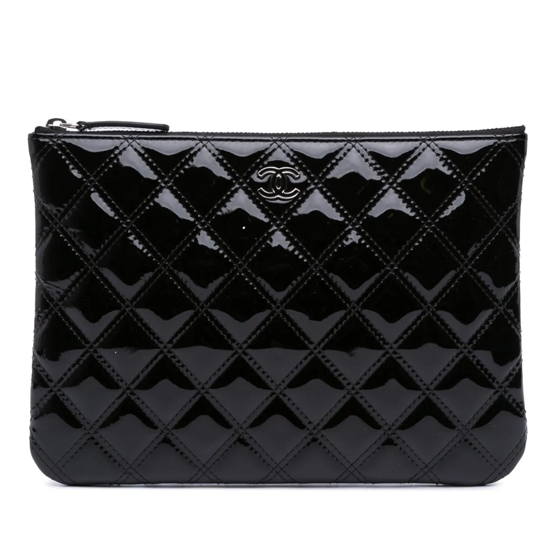 Chanel Pochette Medium Quilted Patent O Case Clutch schwarz
