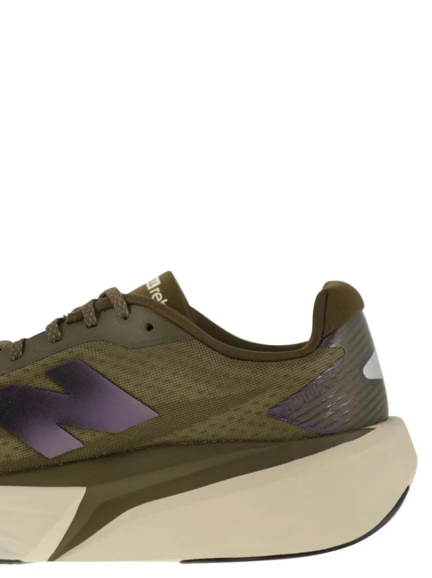 Thumbnail - New Balance Low-Top Sneaker - Fuelcell Rebel V4 - Sneakers - Gr. 9 - in Grau - für Damen