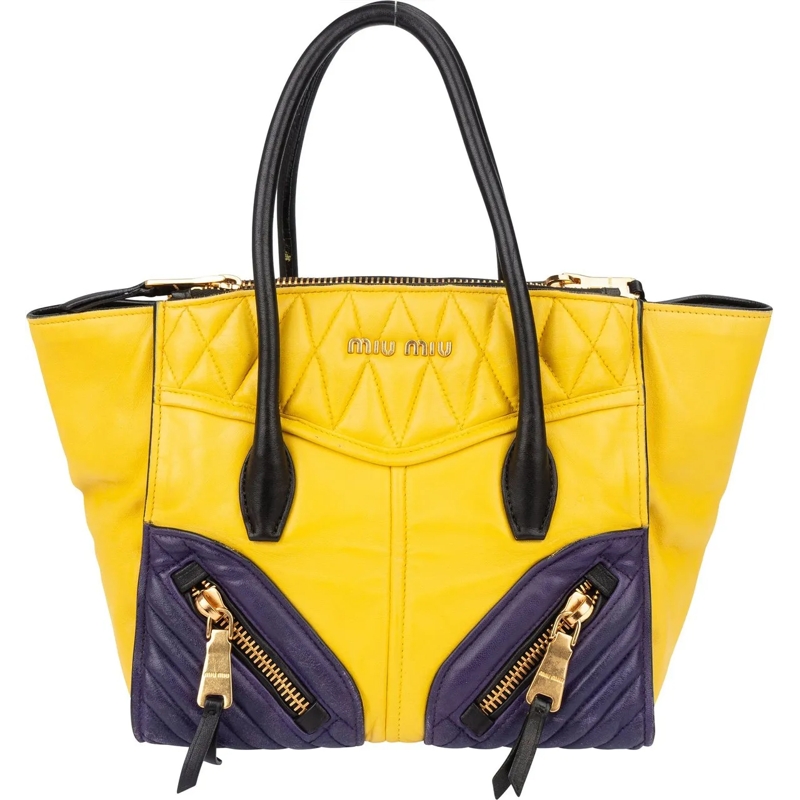 Miu Miu Tote Miu Miu Quilted Leather Motocross Handbag gelb
